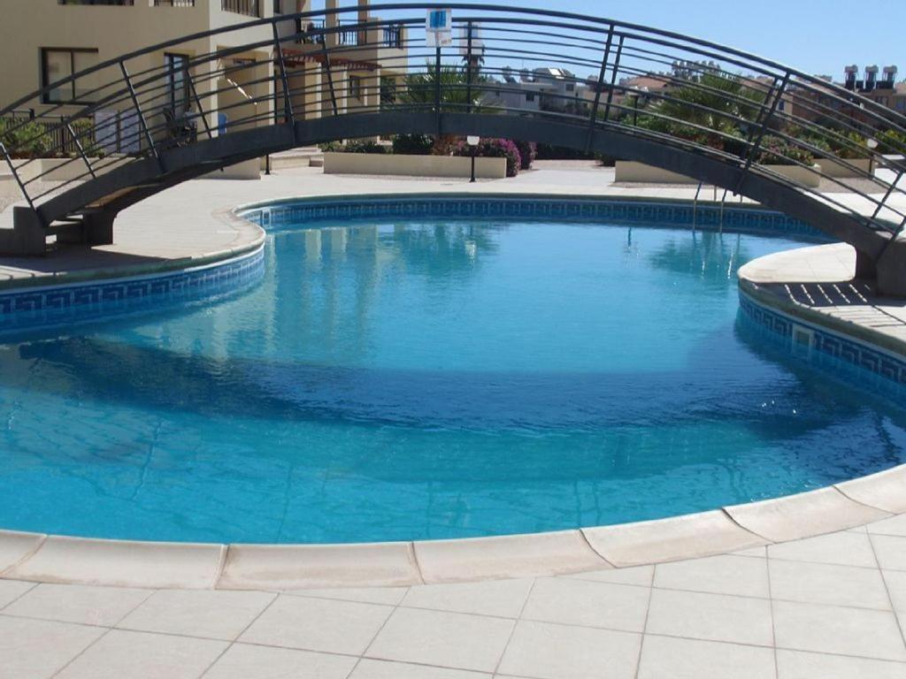 Beautiful 2-Bedroom Apartment - Great Location Pafos Zewnętrze zdjęcie